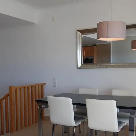 T2 By The Sea Amoreira (Leiria)